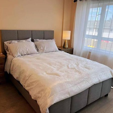 Brand New Luxury 2-Bedroom Townhouse. Duncan Eksteriør bilde